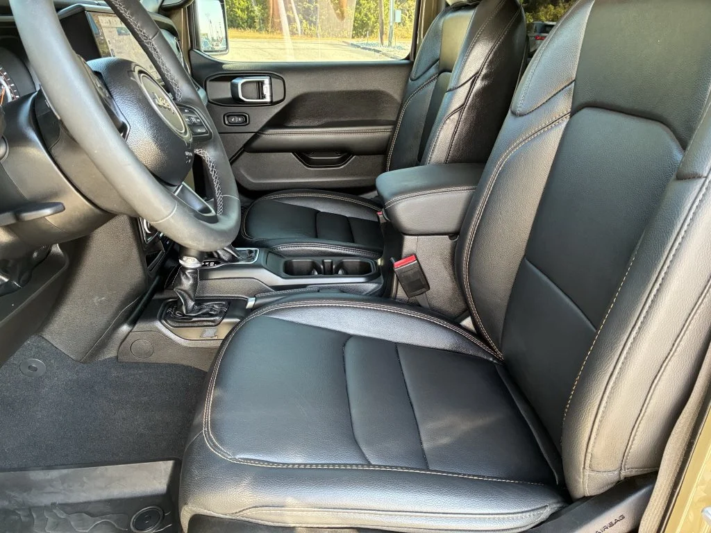 Used 2025 Green Jeep High Tide image 16