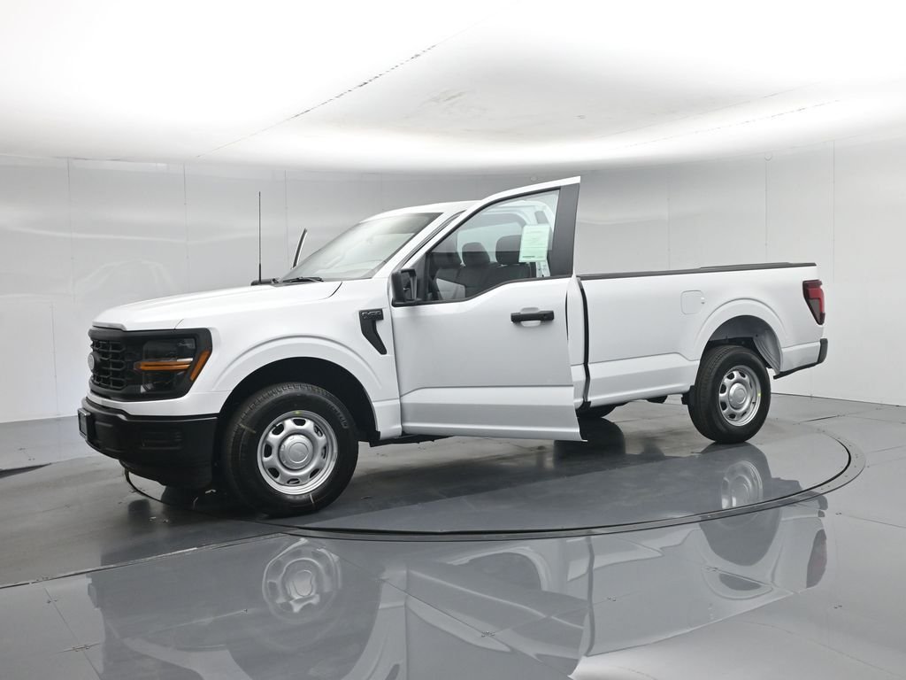 New 2026 Oxford White Ford XL image 5