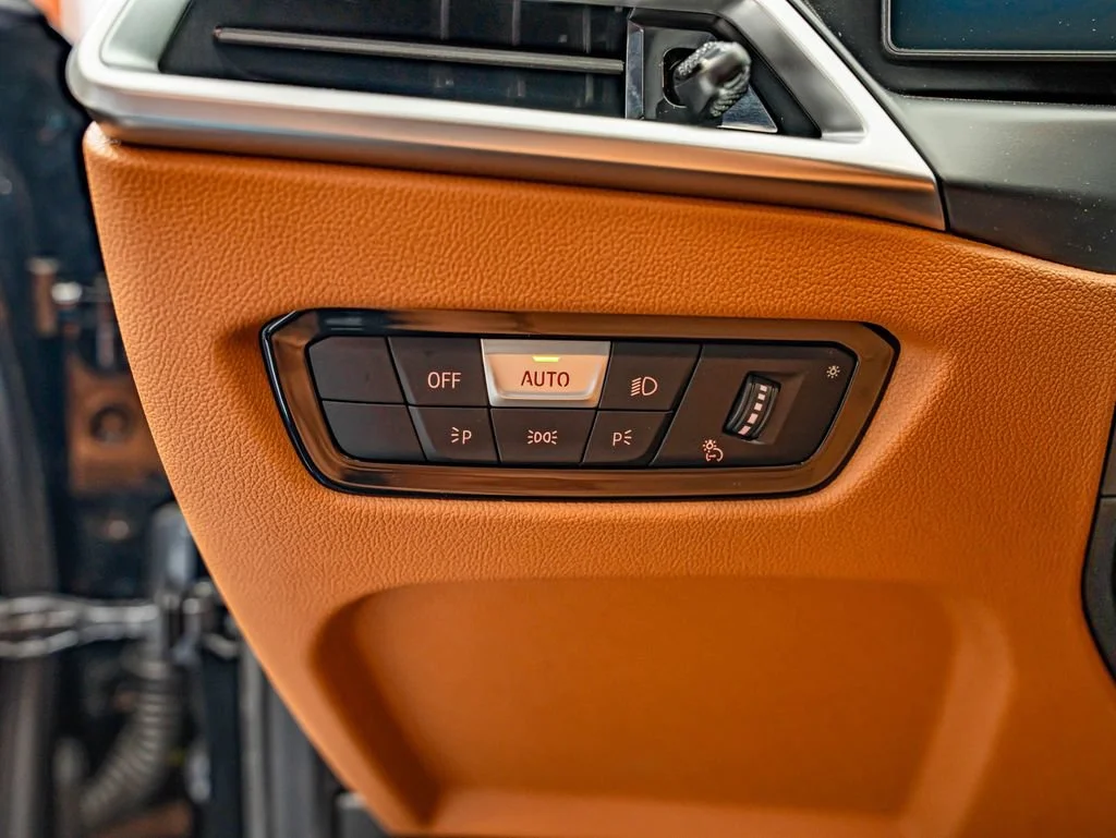2026 BMW 3 Series M340i - Photo 22