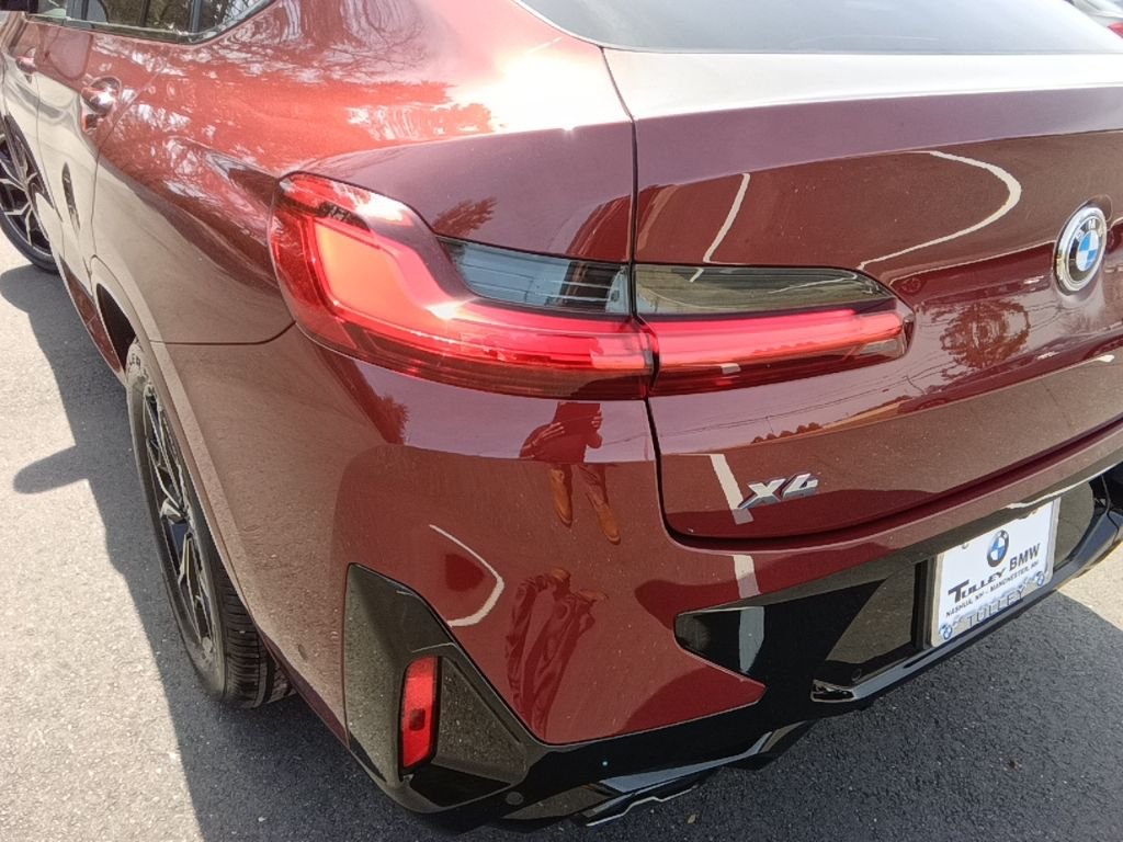 Used 2025 Aventurin Red Metallic BMW M40i image 28