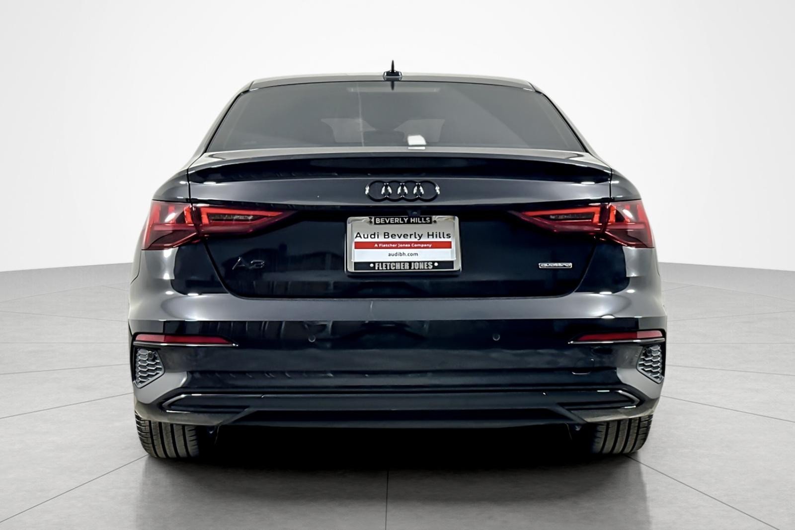 Used 2023 Brilliant Black Audi Premium 40 TFSI quattro image 4