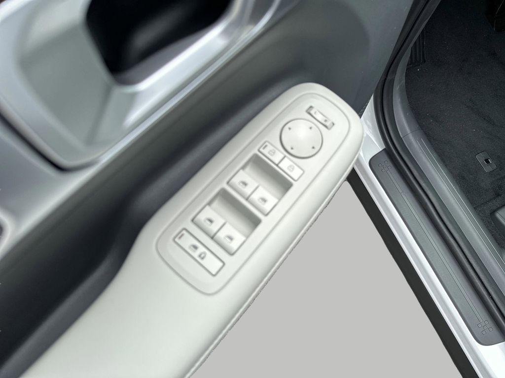 New 2026 Serenity White Hyundai SEL image 15