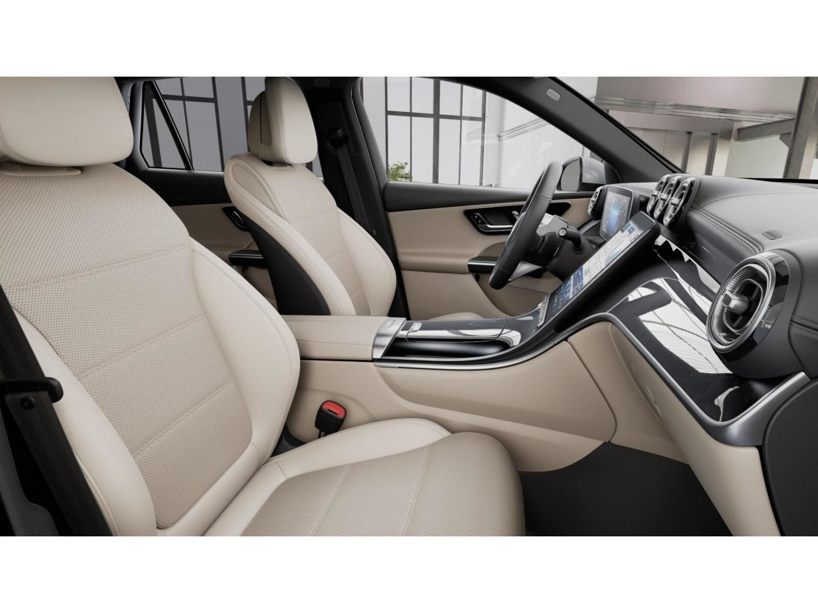 Certified Used 2023 White Mercedes-Benz GLC 300 image 4