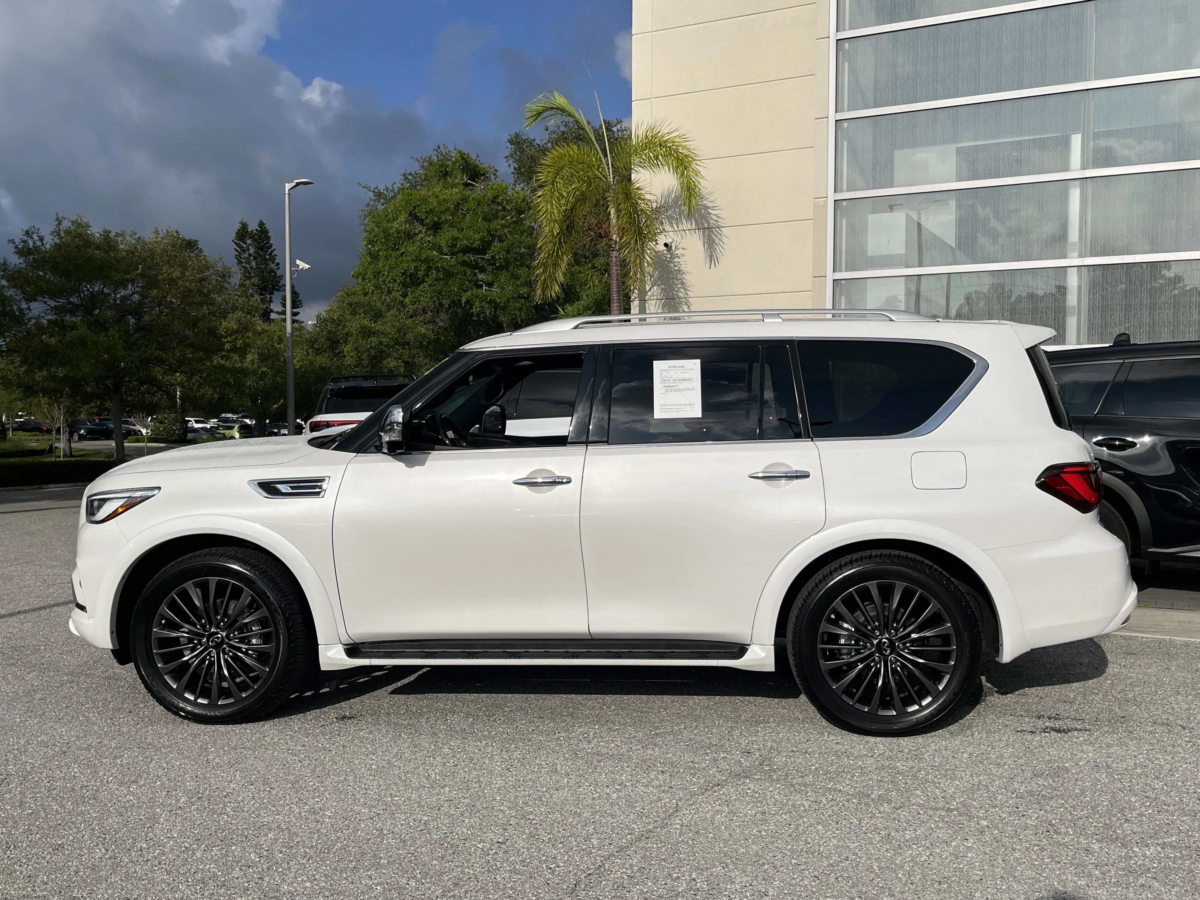 Certified Used 2024 Moonstone White INFINITI SENSORY image 2