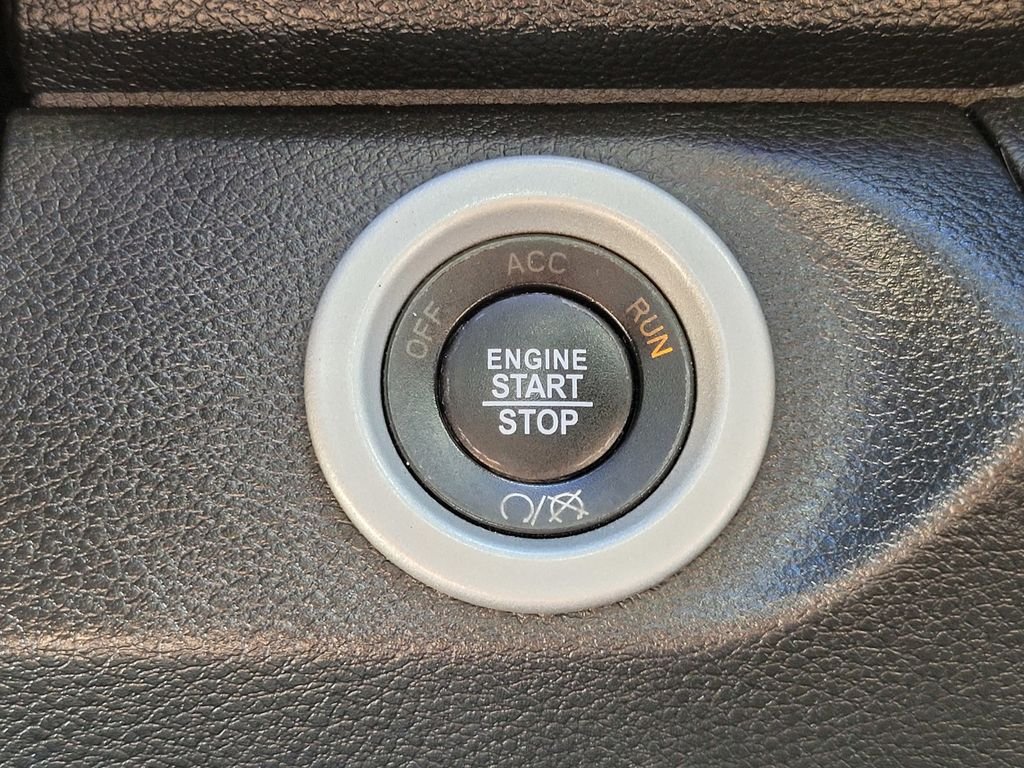 Used 2018 Gray Ram Laramie image 23