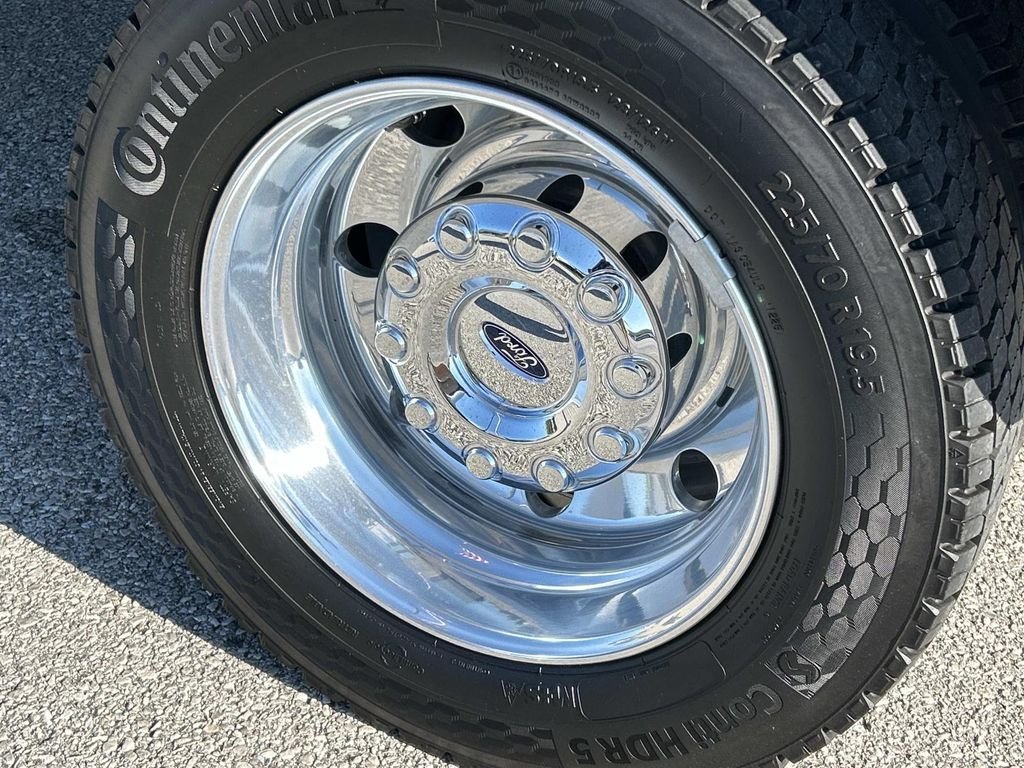 New 2026 Agate Black Metallic Ford F-450® Platinum® image 24