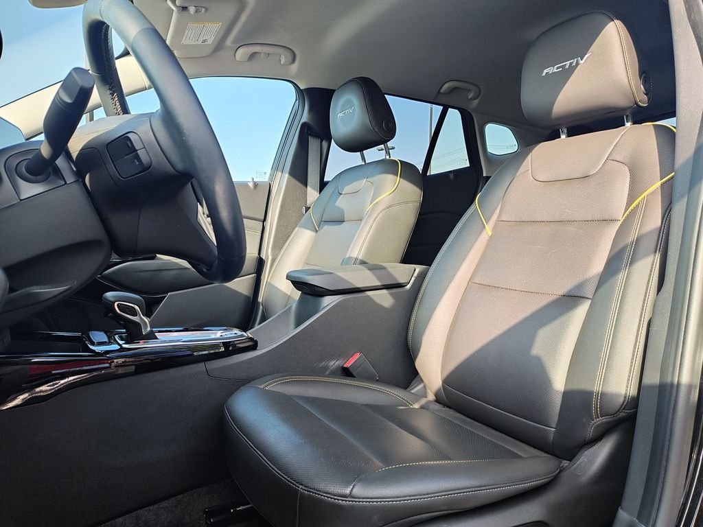 Used 2025 Black Chevrolet ACTIV image 13