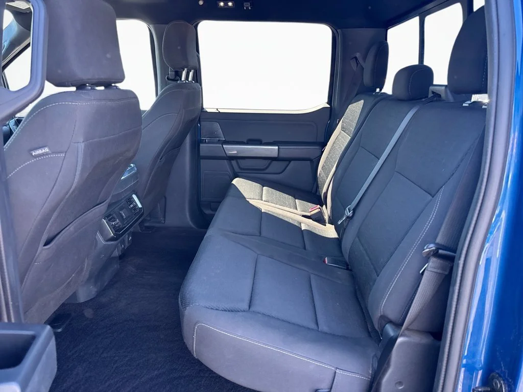 Used 2022 Atlas Blue Metallic Ford XLT image 17