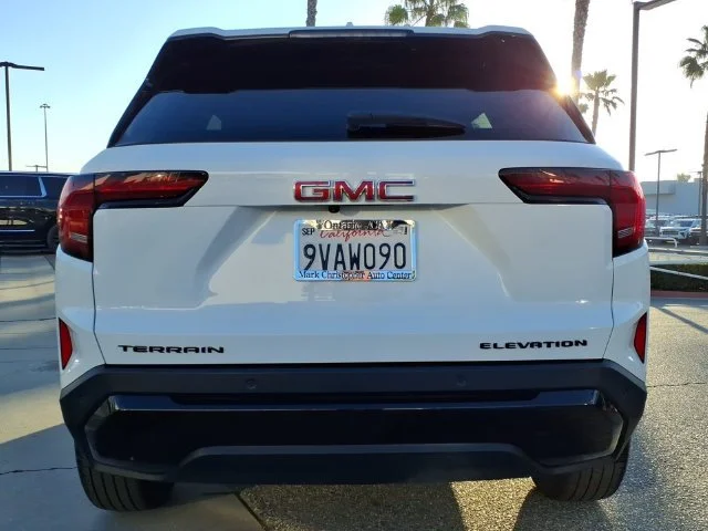 Used 2026 Summit White GMC Elevation image 5