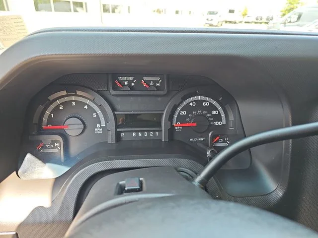 Used 2010 White Ford XLT image 19