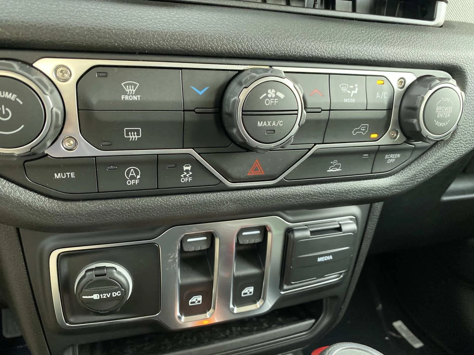 New 2026 41 Jeep Sport image 10