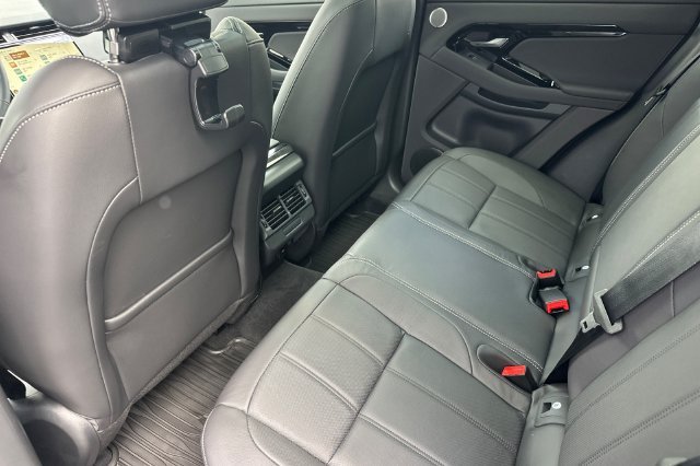 New 2026 Santorini Black Land Rover Hoxton Edition image 11