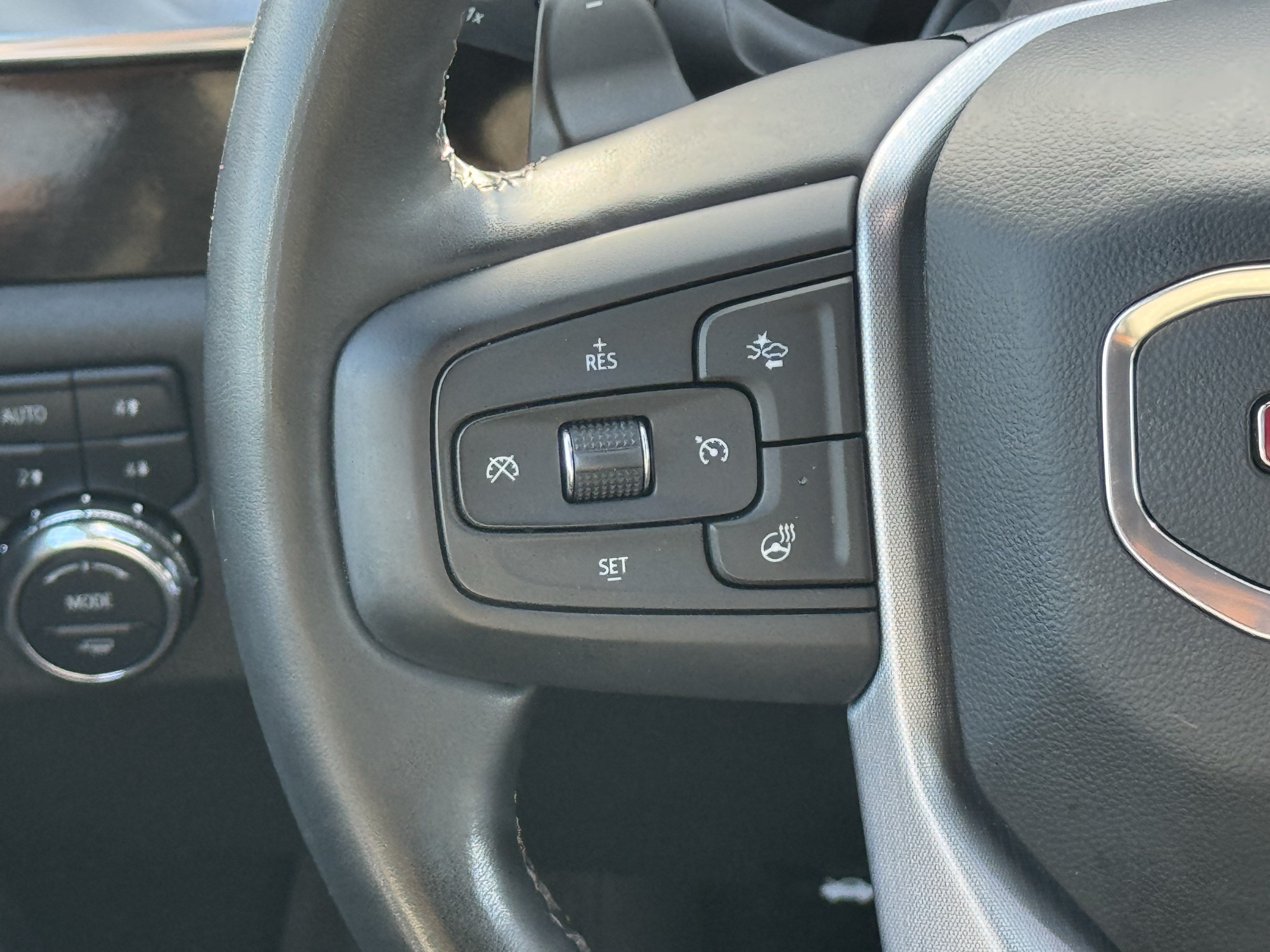 Used 2025 Titanium Rush Metallic GMC Elevation image 12