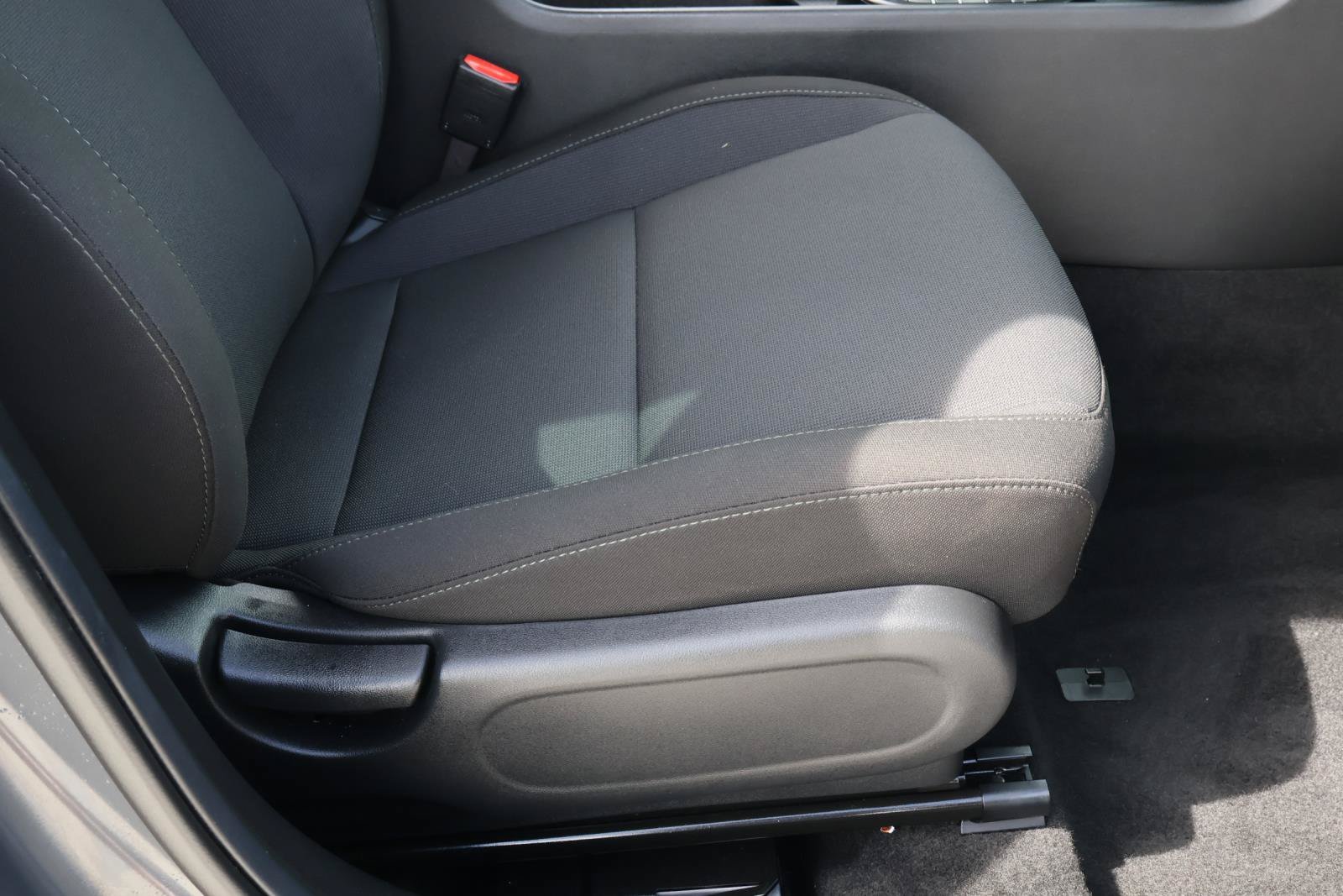 Used 2024 Ecotronic Gray Pearl Hyundai SE image 17