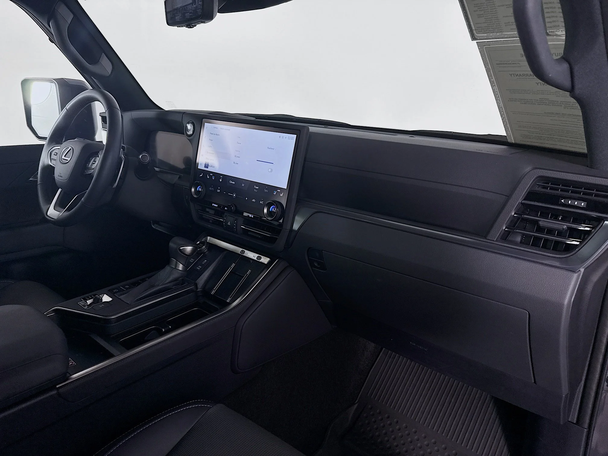 Used 2024 NEBULA GRAY PEARL Lexus 550 Luxury+ image 28