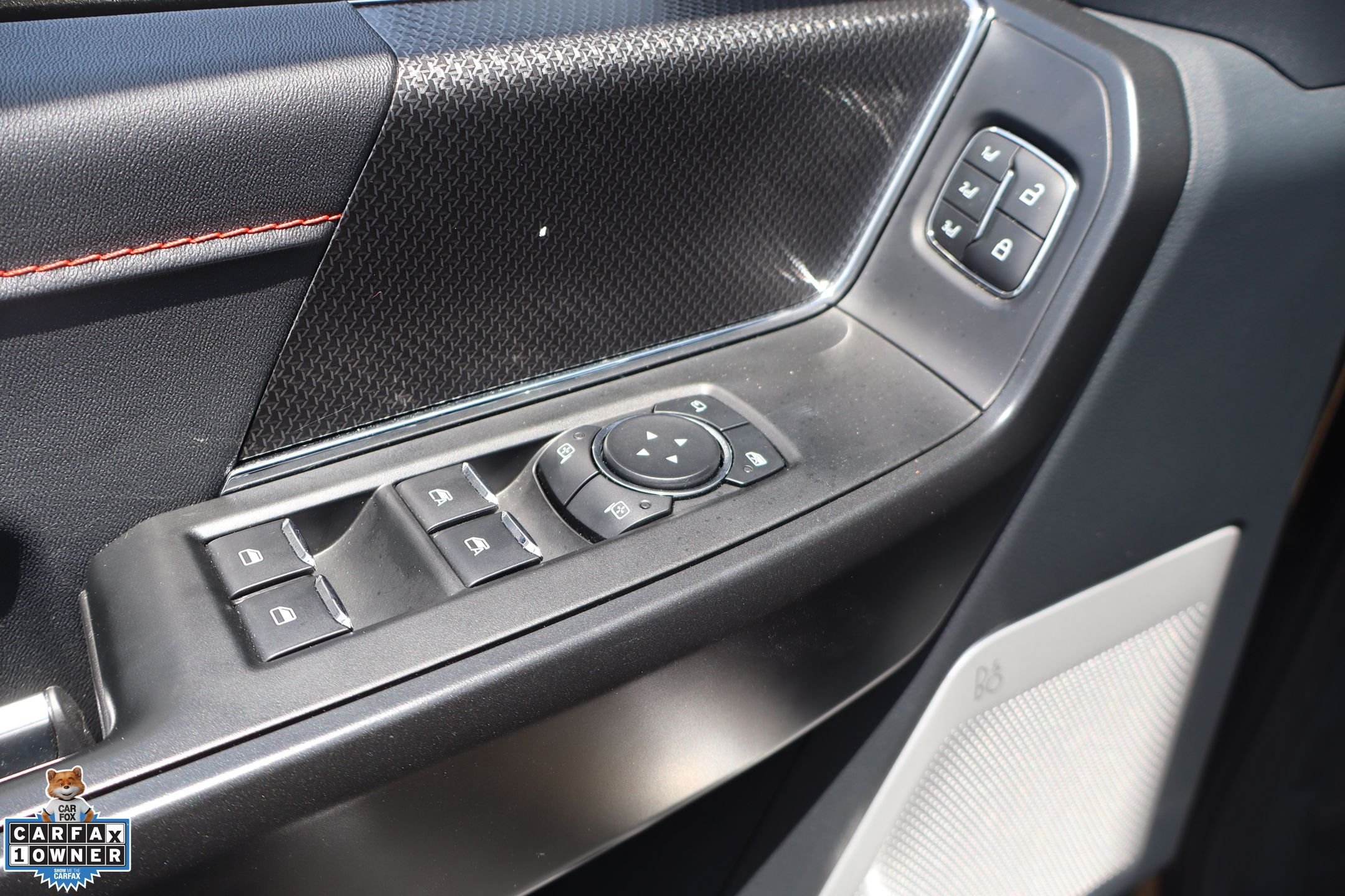 Used 2025 Green Ford Raptor image 13