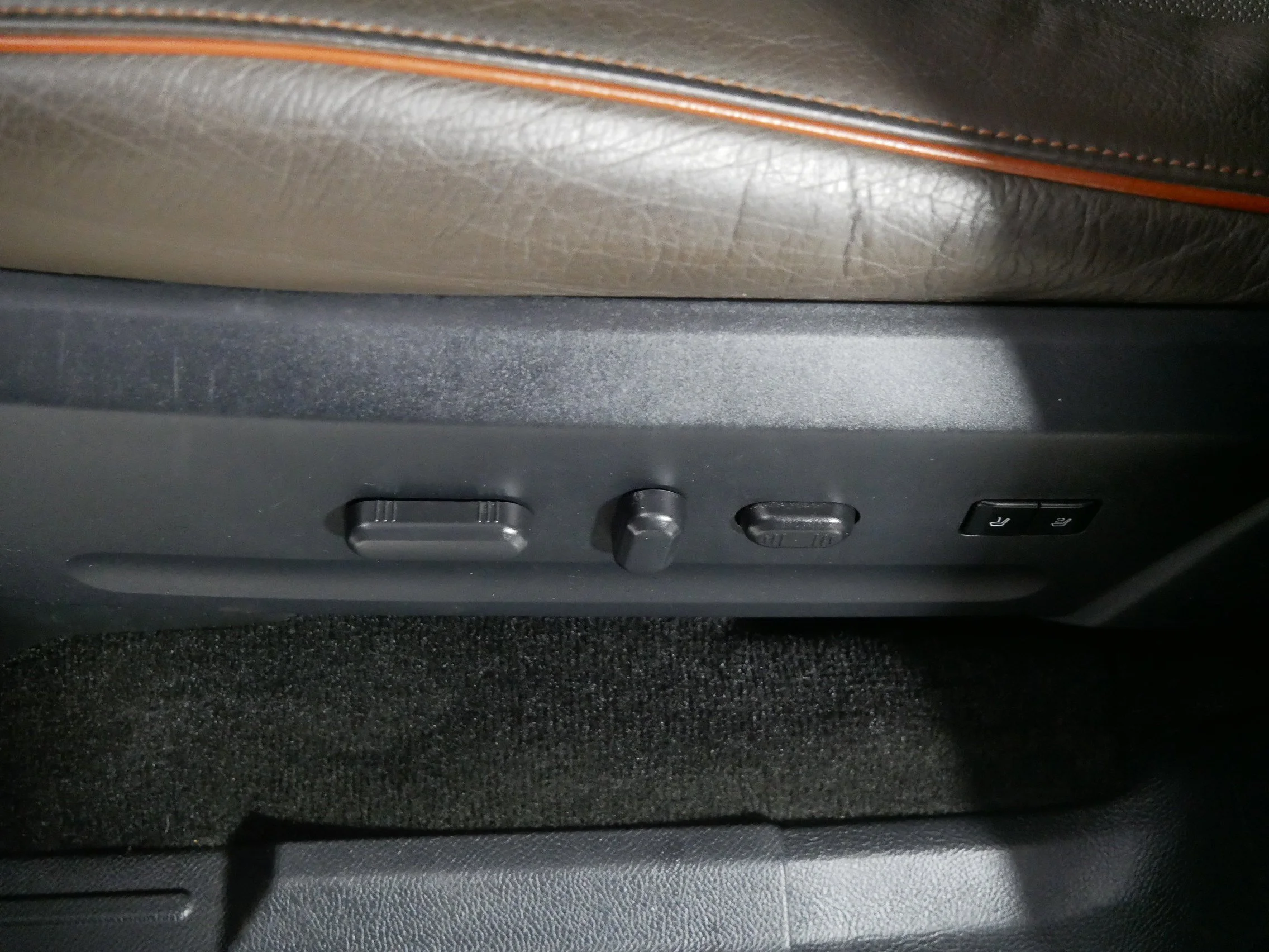 Used 2015 White Platinum Metallic Tri-Coat Ford King Ranch image 20