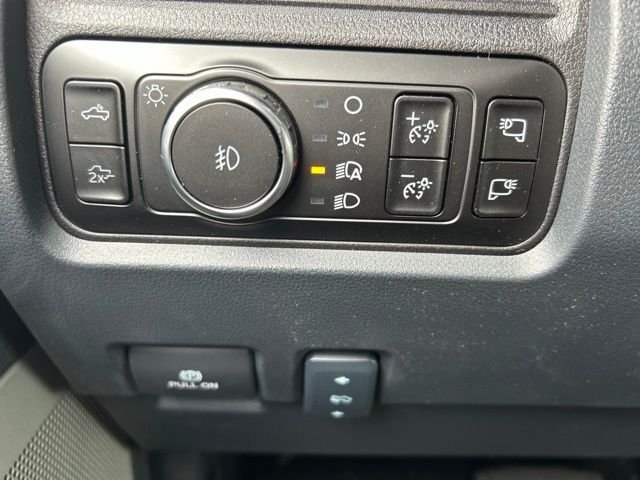 New 2026 Glacier Gray Metallic Tri-Coat Ford F-250® Lariat® image 34
