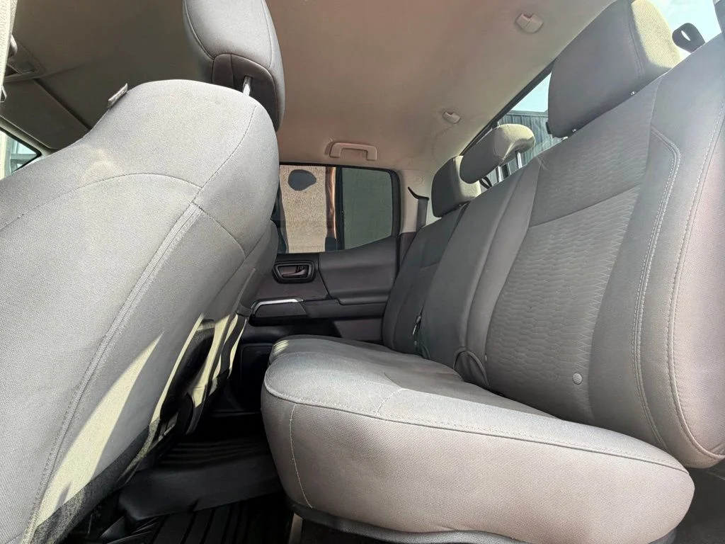 Used 2019 Gray Toyota SR5 image 9