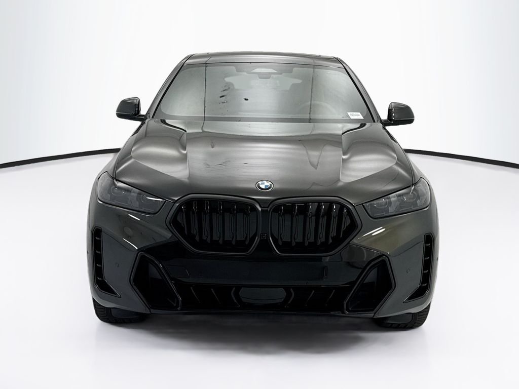 New 2027 Gray Metallic BMW xDrive40i image 2