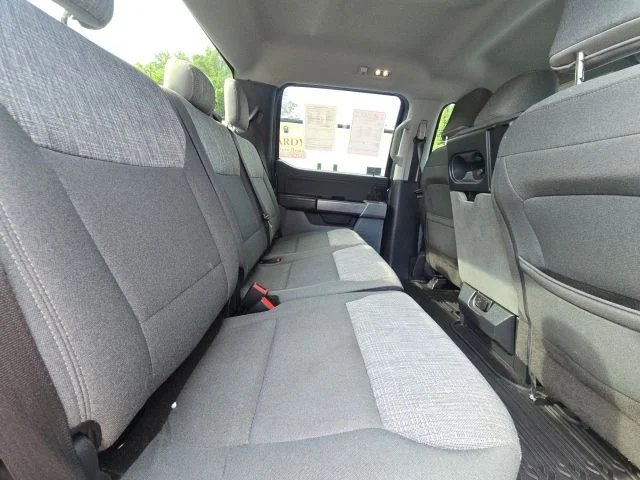 Used 2023 Blue Ford XLT image 14