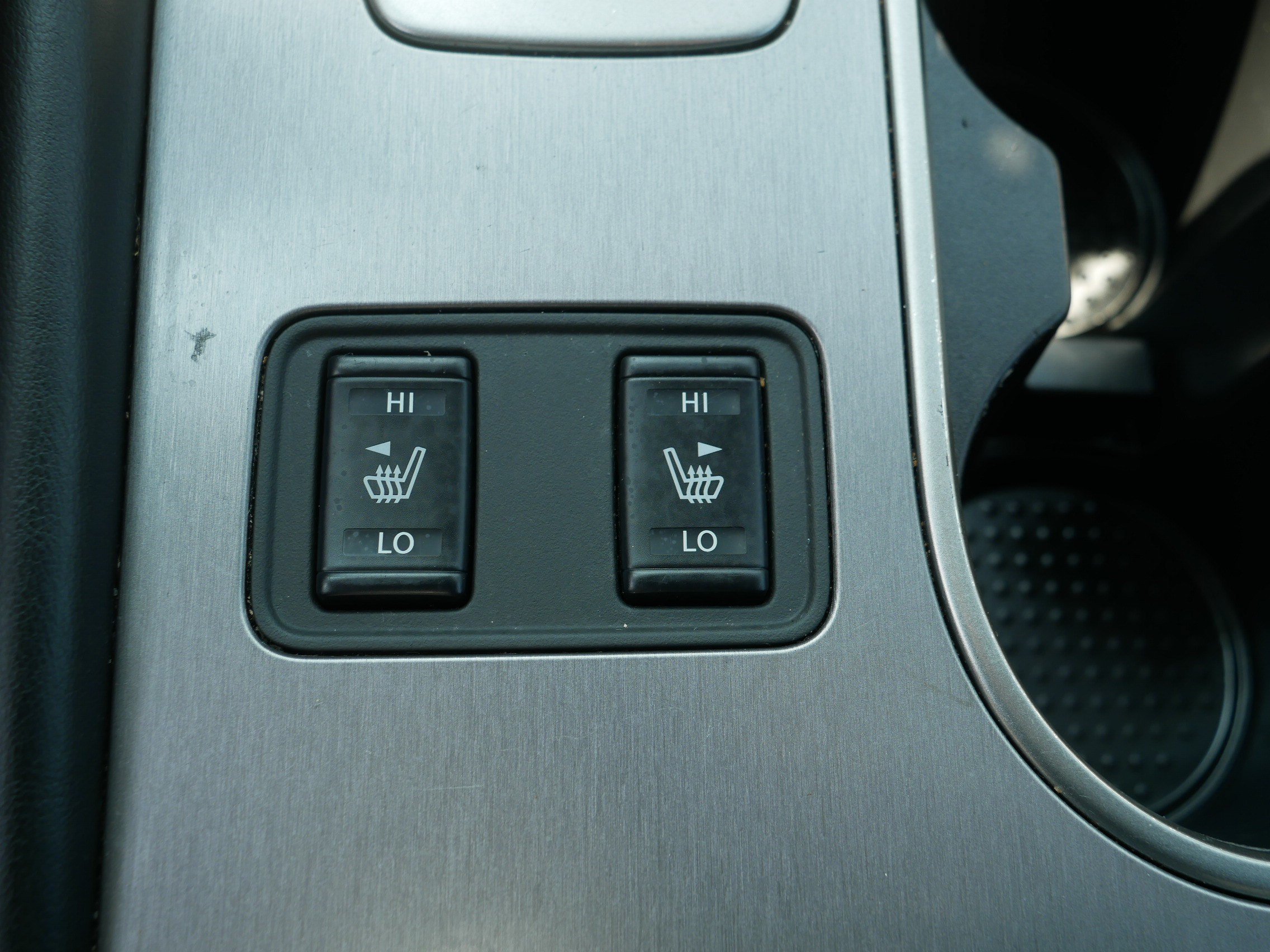Used 2024 Super Black Nissan SV image 31