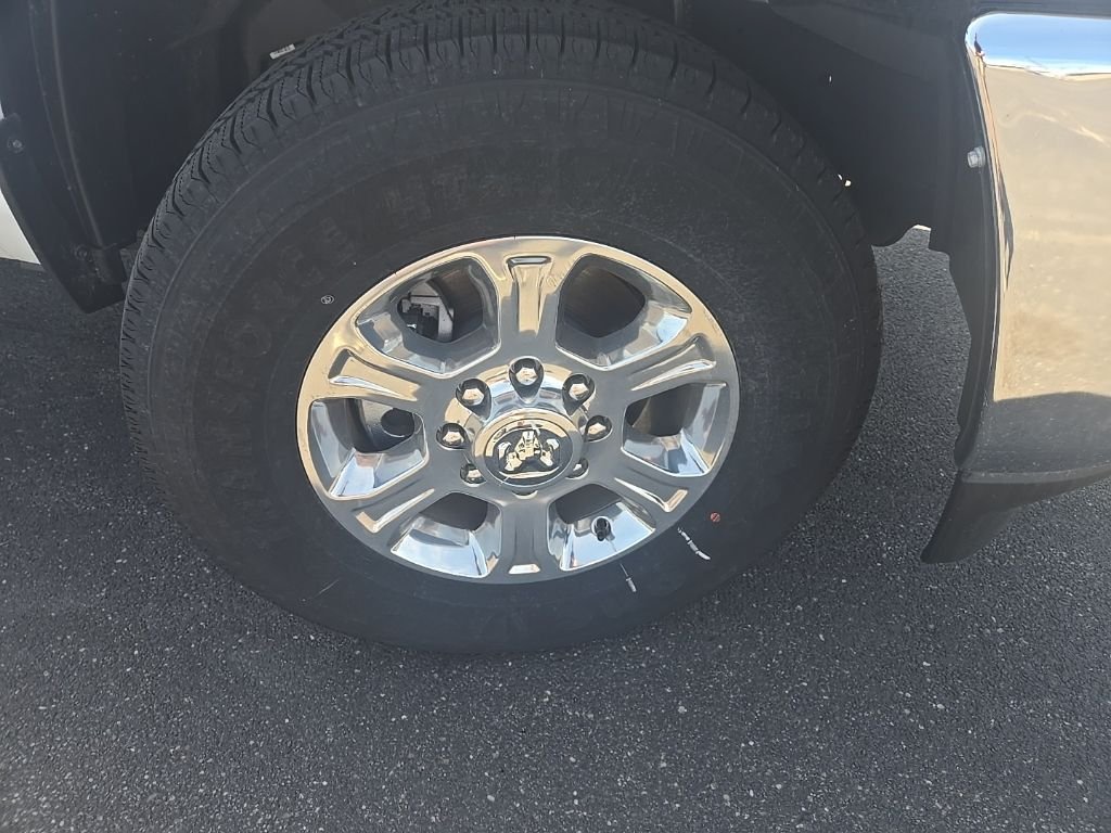 2026 RAM 2500 Big Horn - Photo 10