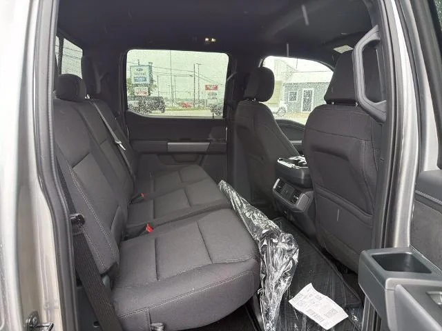 New 2026 Iconic Silver Metallic Ford XLT image 23