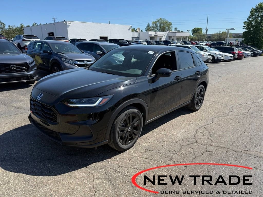 2026 Honda HR-V Sport 2WD's photo