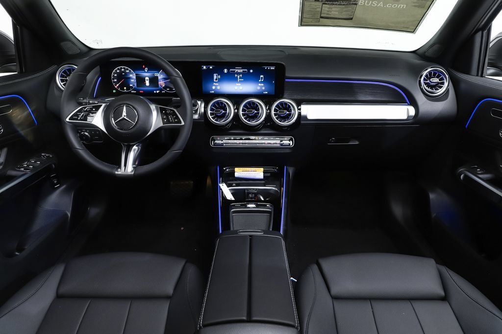 New 2026 Mountain Grey Metallic Mercedes-Benz GLB 250 image 24