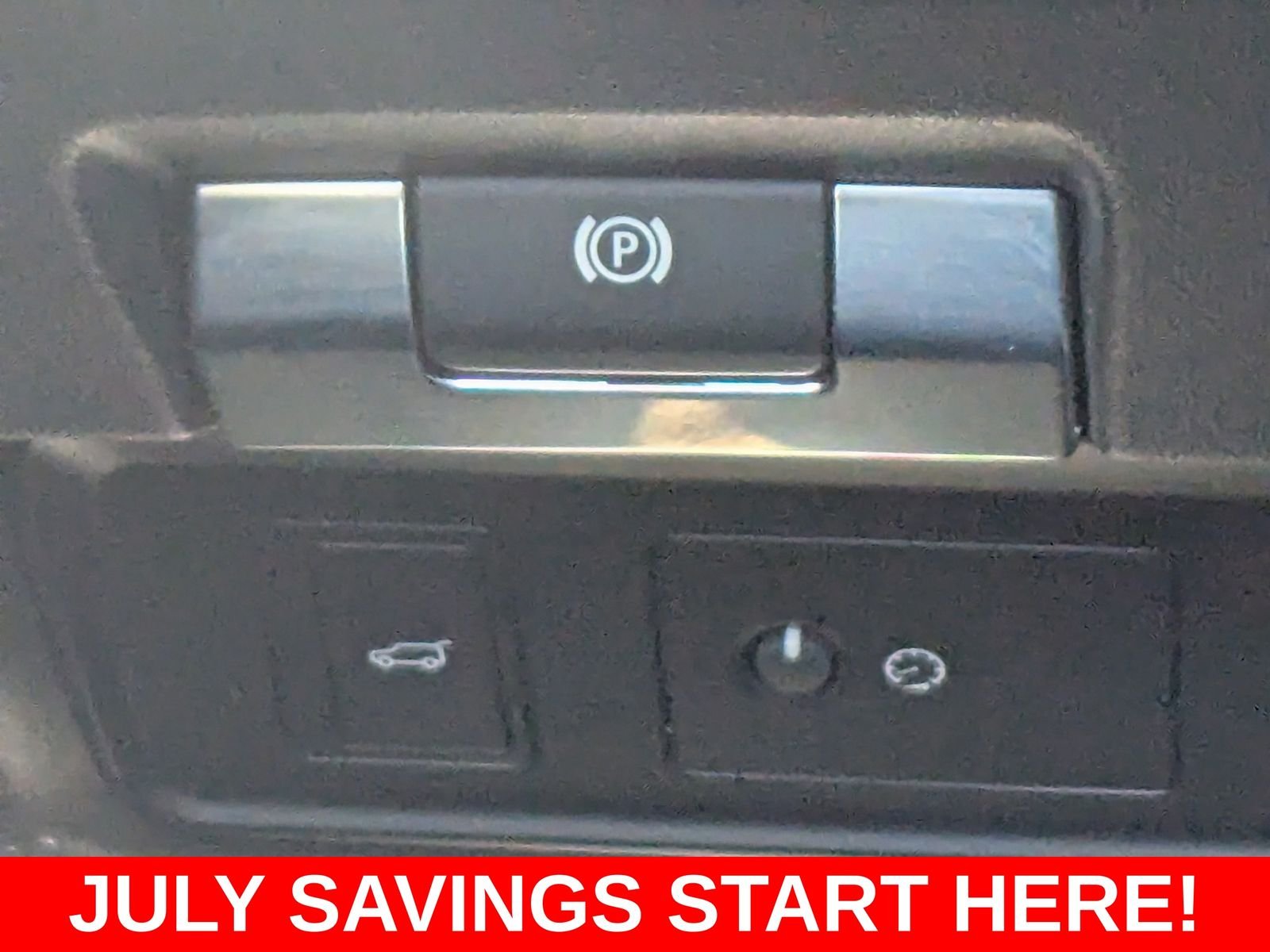 Used 2020 Gray Land Rover First Edition image 45