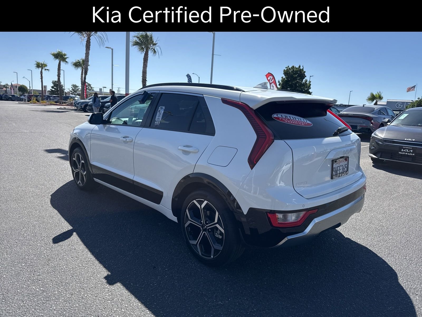 2025 Kia Niro EX Touring - Photo 14