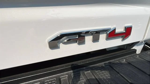 2022 GMC Sierra 2500HD AT4 - Photo 28