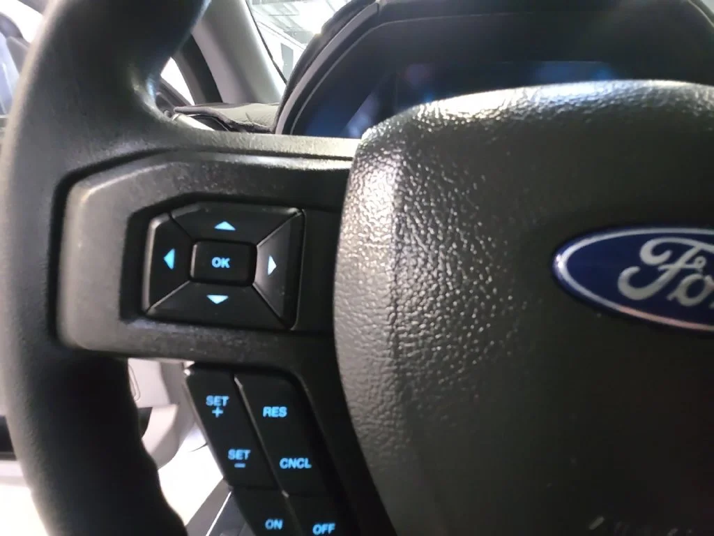 Used 2022 White Ford XL image 26