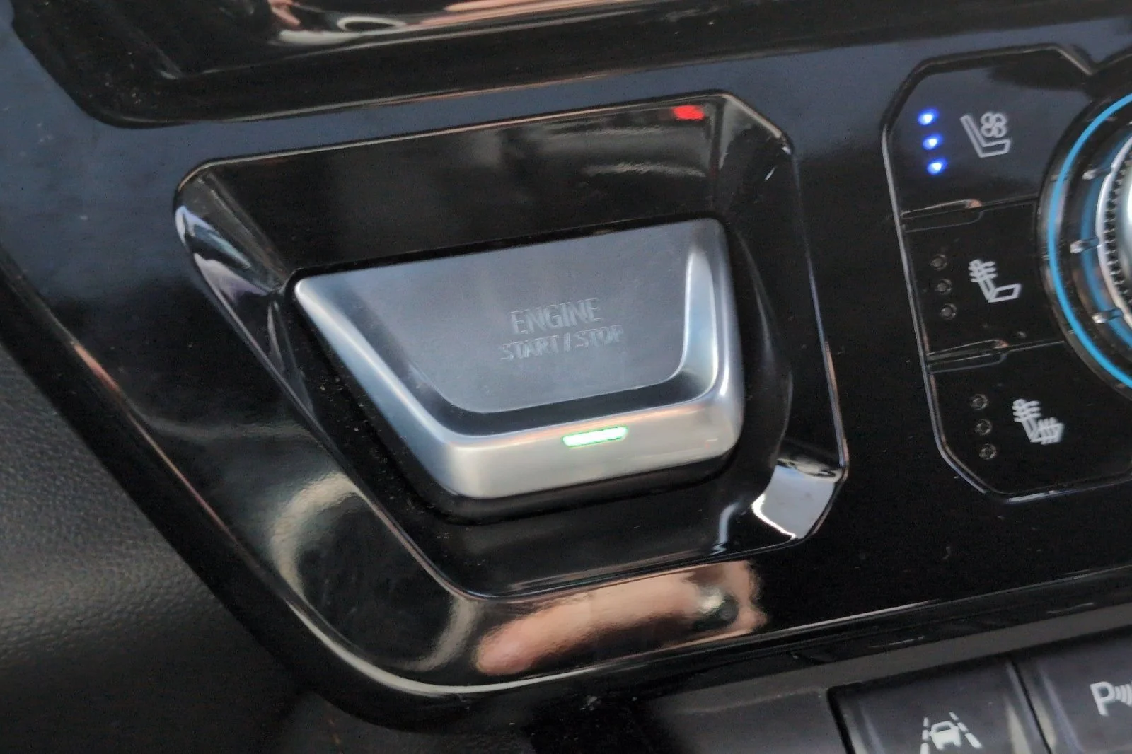 Used 2025 Thunderstorm Gray GMC AT4 image 23