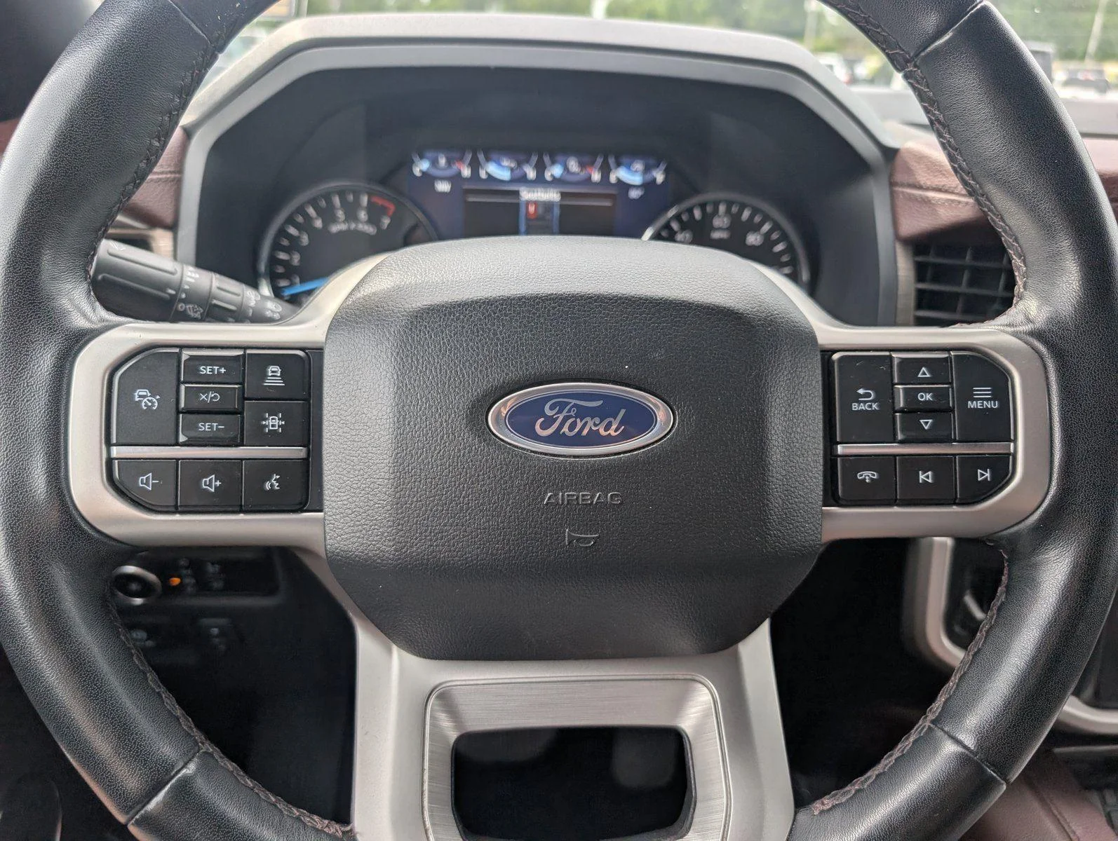 Used 2024 Oxford White Ford Limited image 23