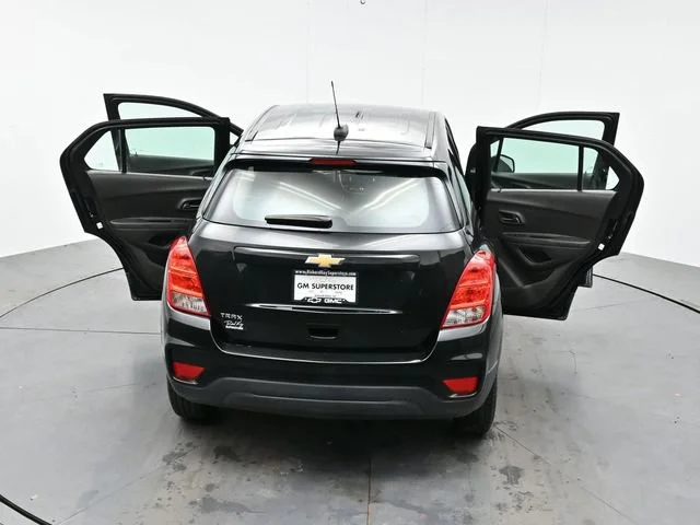 Used 2017 MOSAIC BLACK METALLIC Chevrolet LS image 38