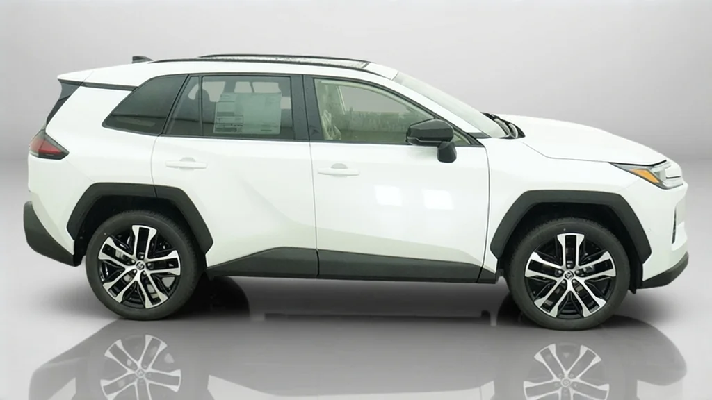 New 2026 Wind Chill Pearl Toyota Limited image 7
