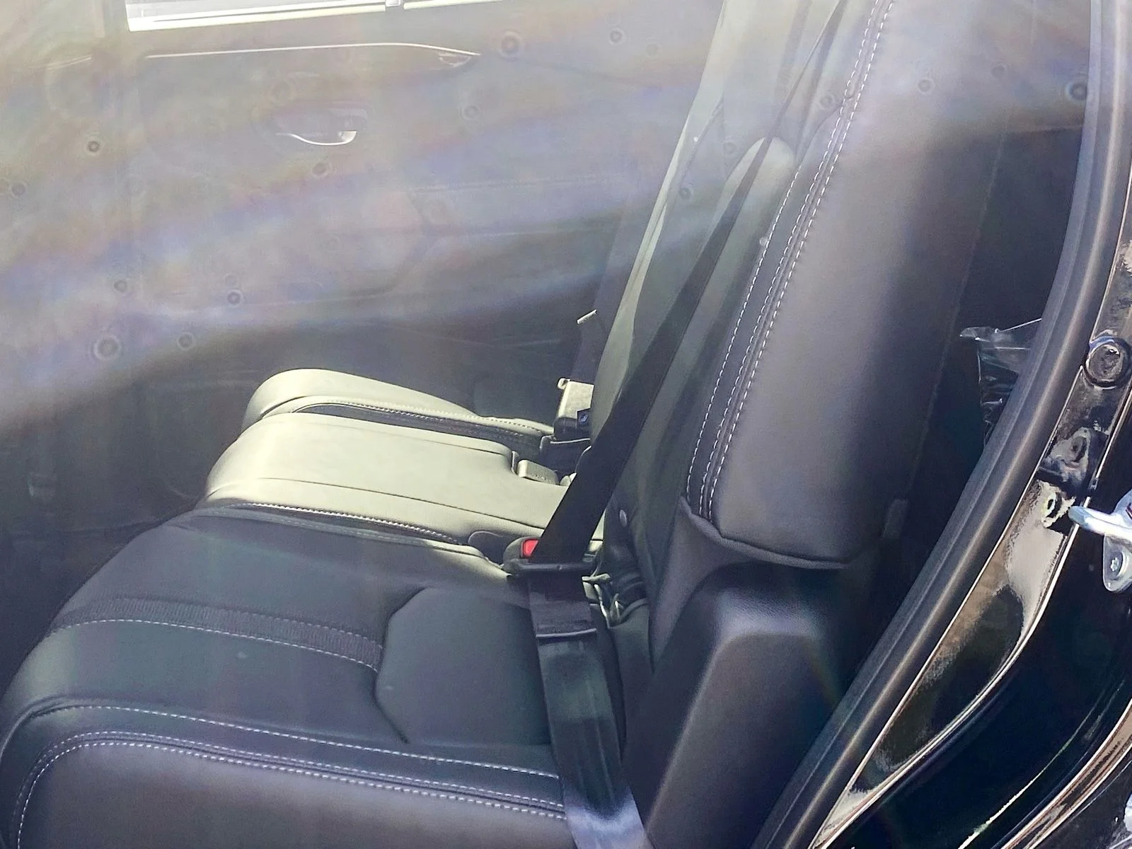 2025 Honda Pilot Touring AWD's photo