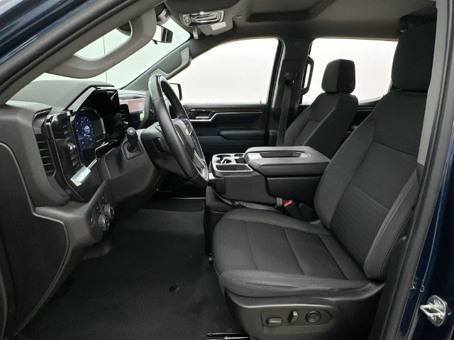 2022 Chevrolet Silverado 1500 LT - Photo 9