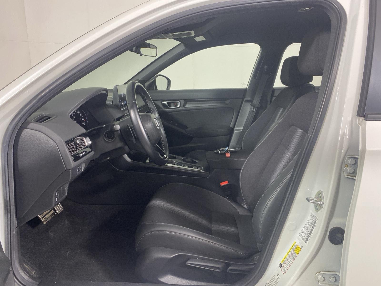 Used 2024 Platinum White Pearl Honda Sport image 12