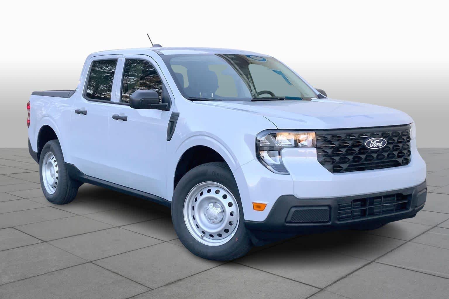 New 2026 Space White Metallic Ford XL image 2