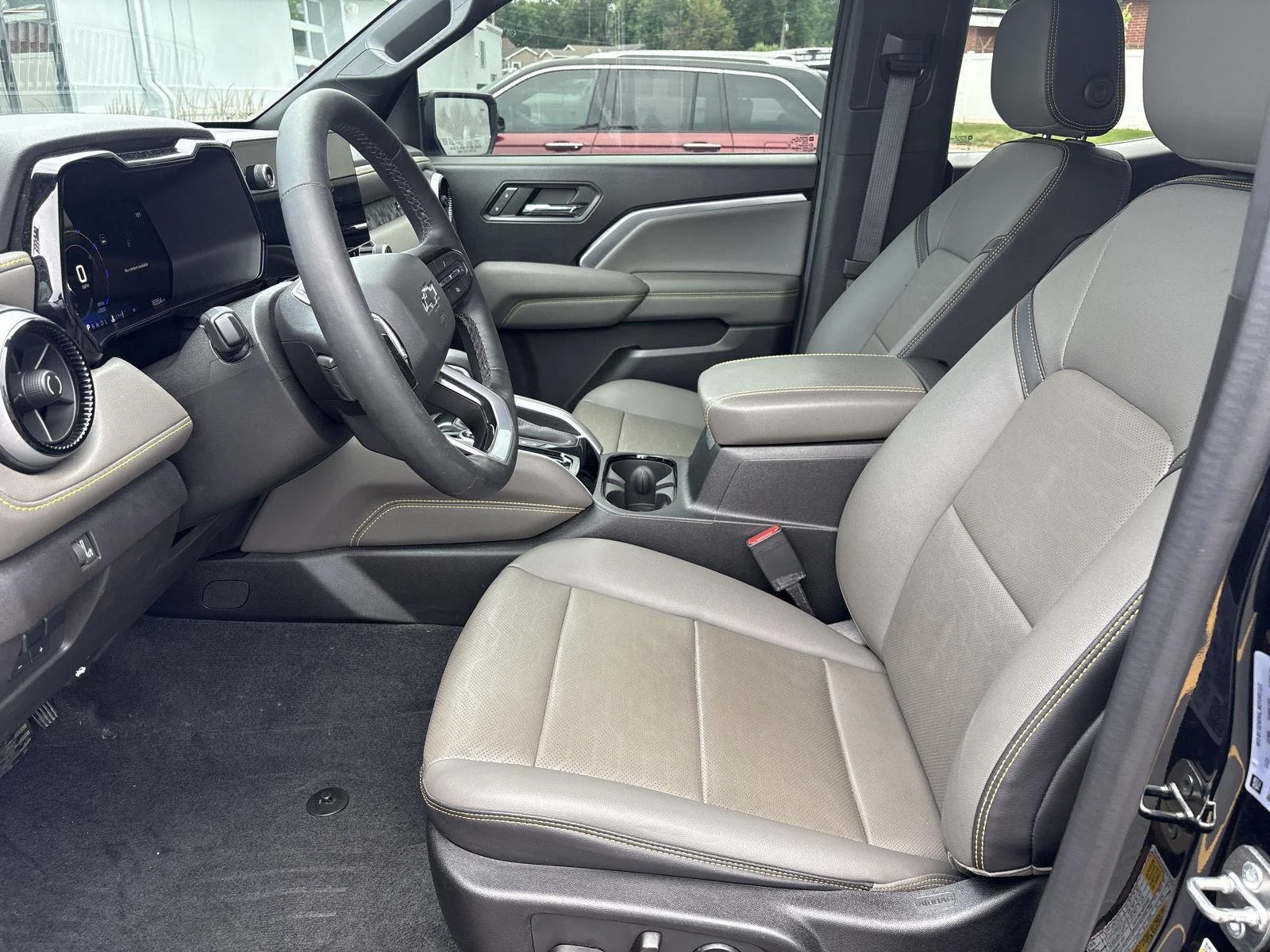 Used 2023 Black Chevrolet 4WD ZR2 image 9