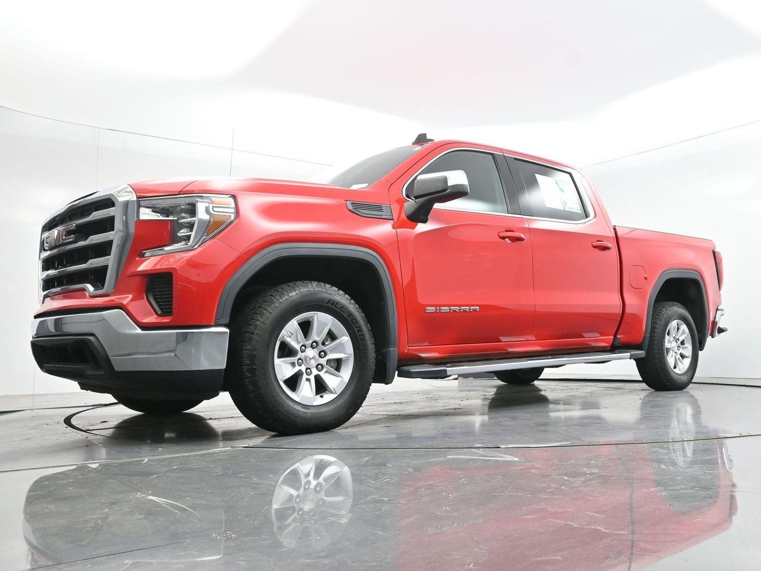 Used 2022 Cardinal Red GMC SLE image 44