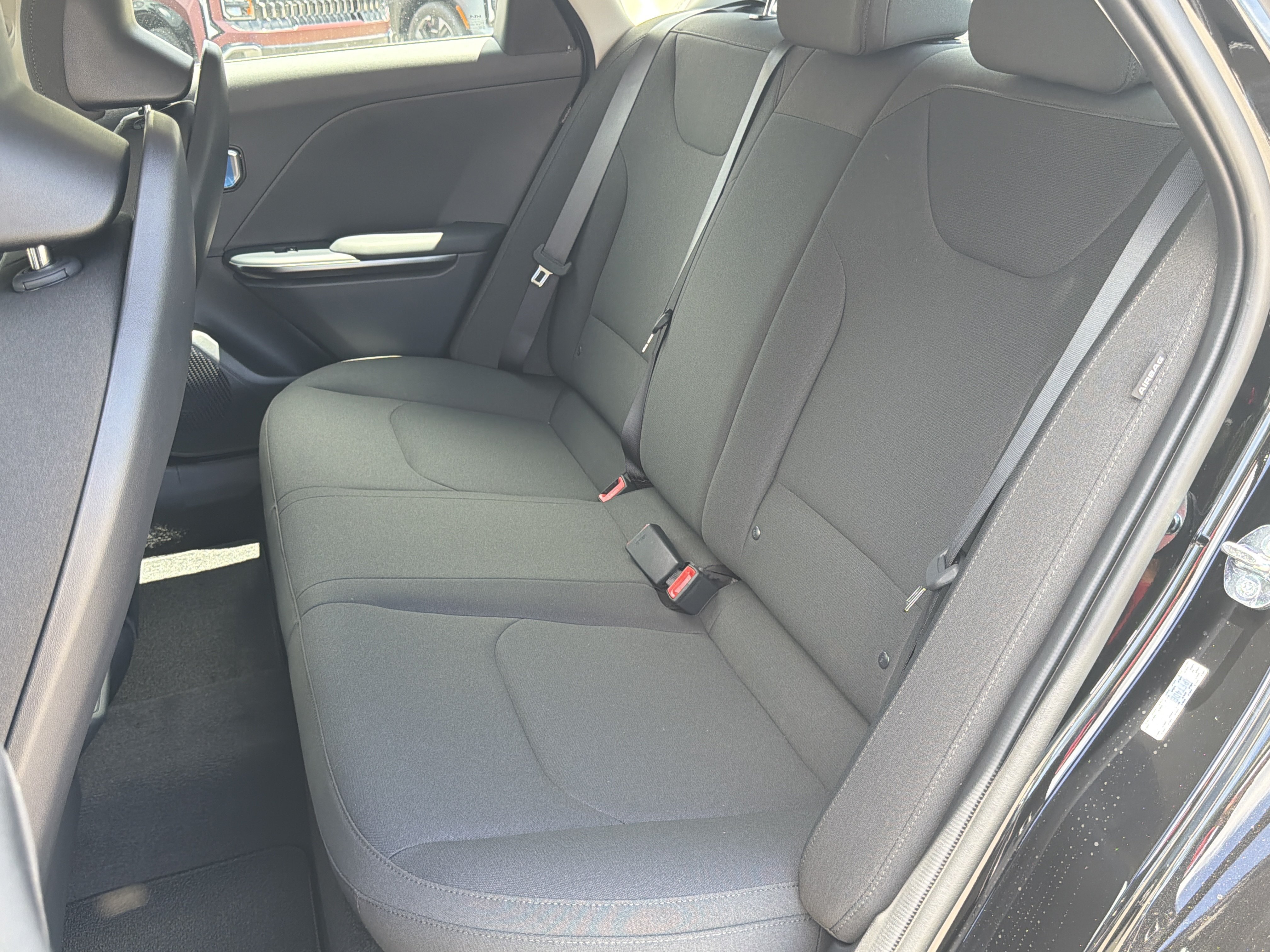 New 2026 Aurora Black Pearl Kia LXS image 17