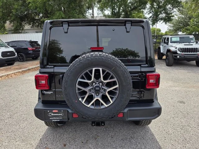 New 2026 Black Clear-Coat Exterior Paint Jeep Sahara image 13