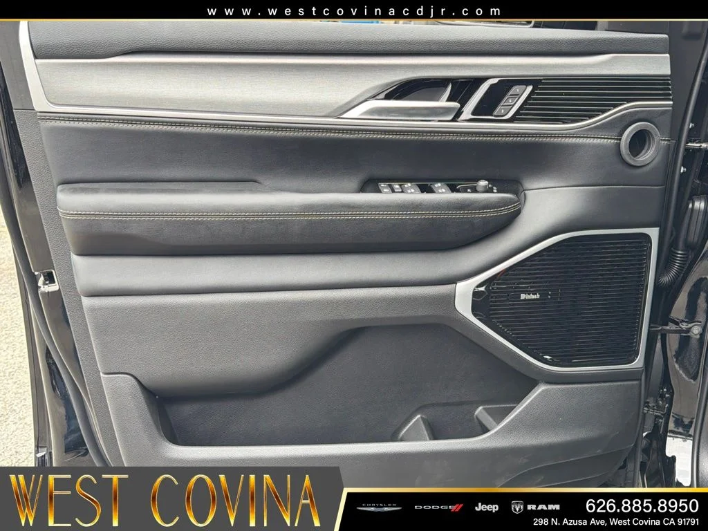 New 2026 High Gloss Black Jeep Limited Reserve image 18