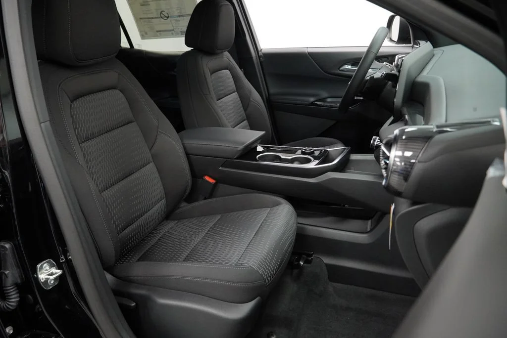 2027 Chevrolet Equinox LT - Photo 27