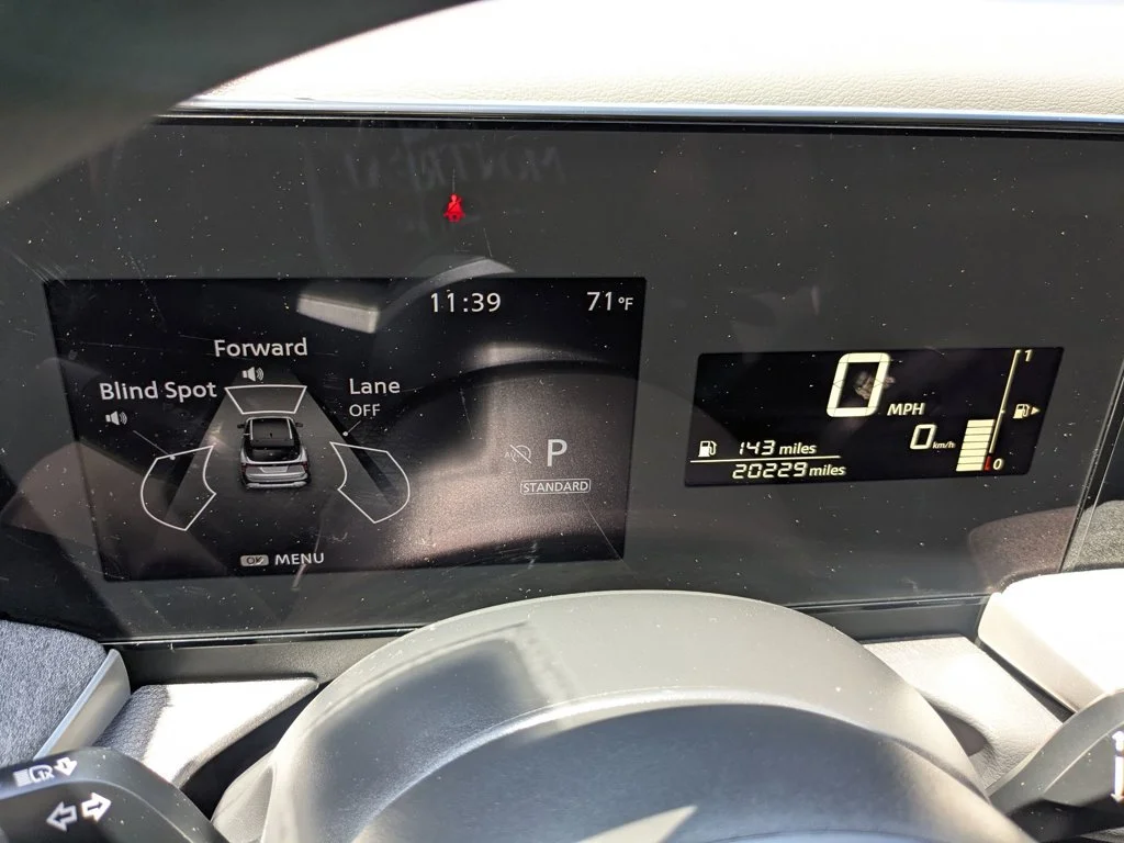 Used 2025 Canyon Bronze Metallic Nissan SV image 15