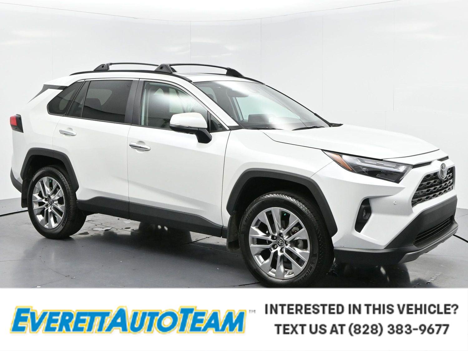 Used 2025 Wind Chill Pearl Toyota Limited image 1